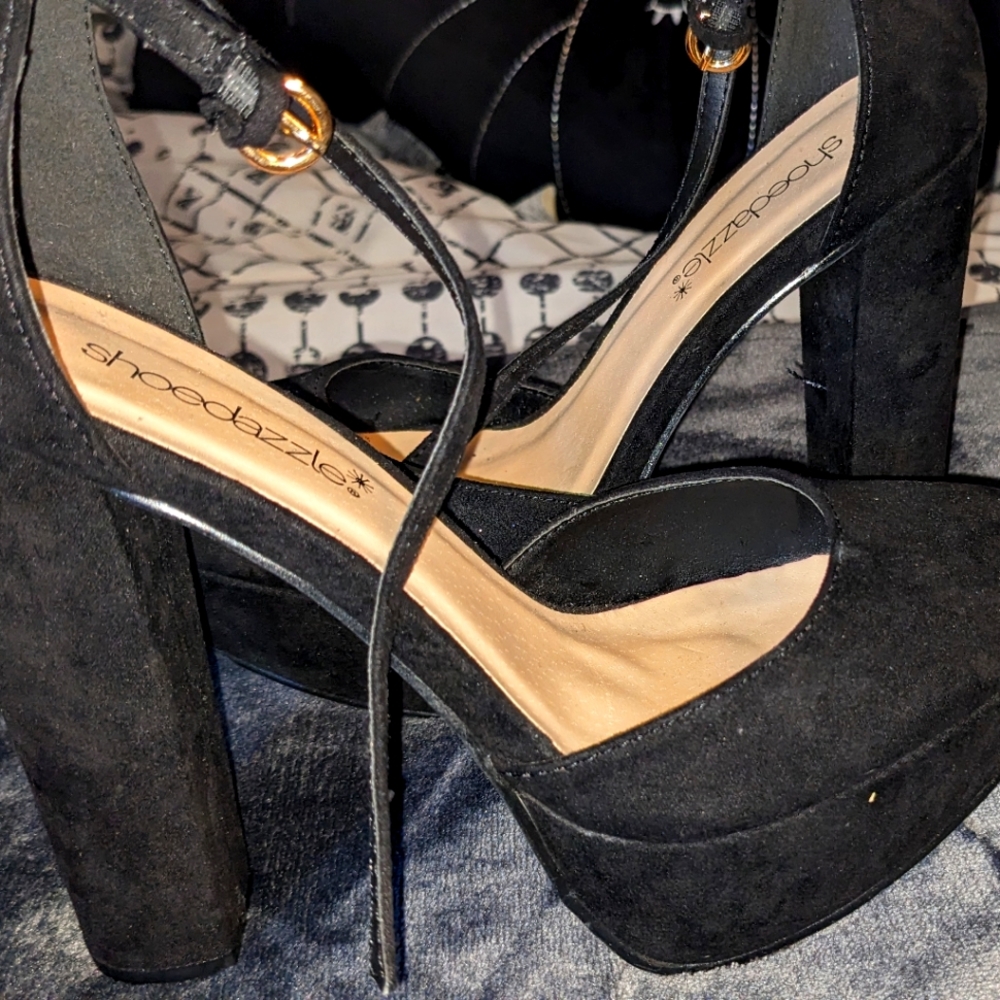 Black suede chunky heal